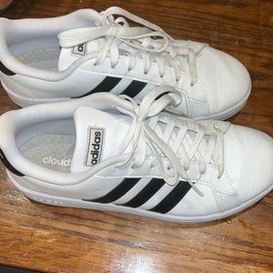 ADIDAS Grand Court Sneaker